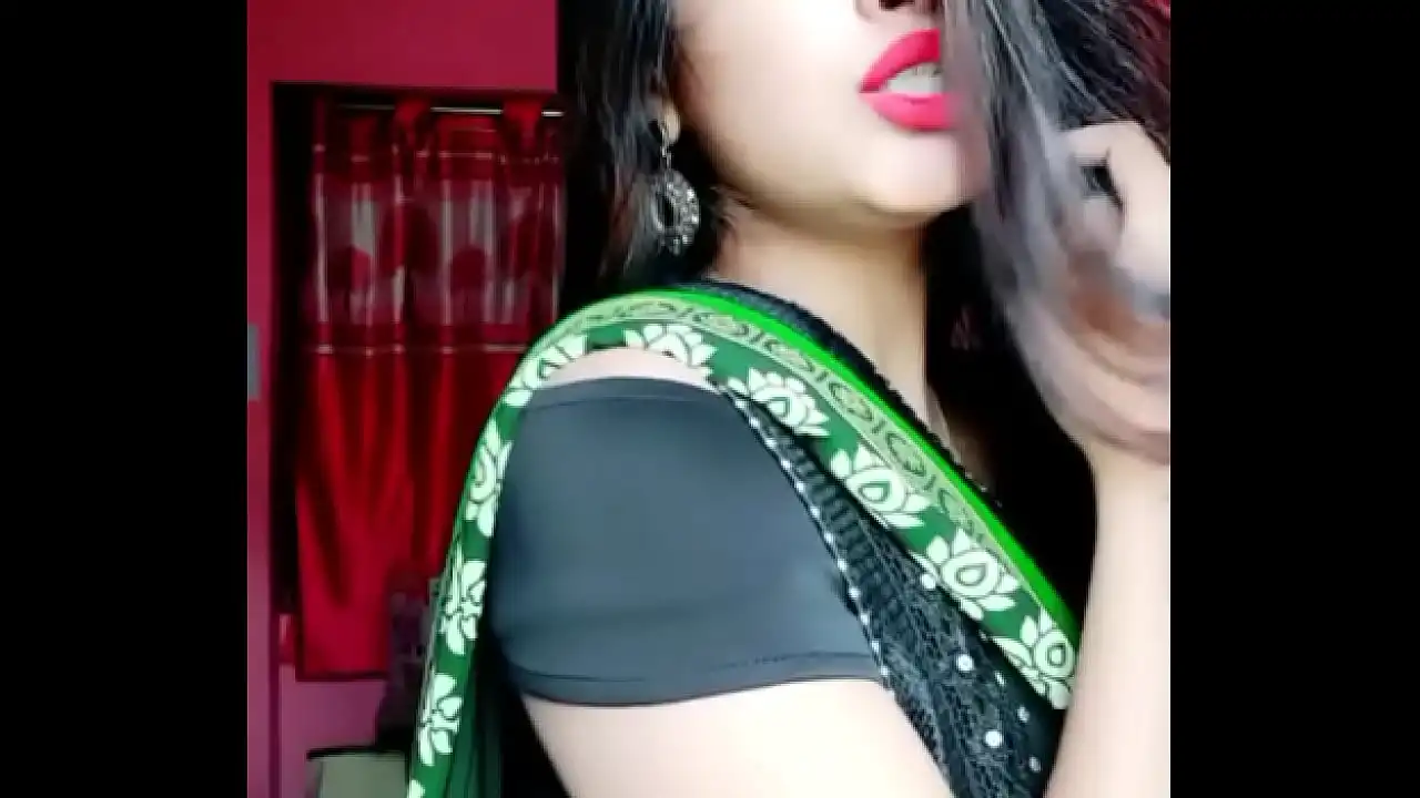 MODELO INDIANO SUPER QUENTE FULL MASTI COM NAMORADO SEXY MAAL MALL GF DESI