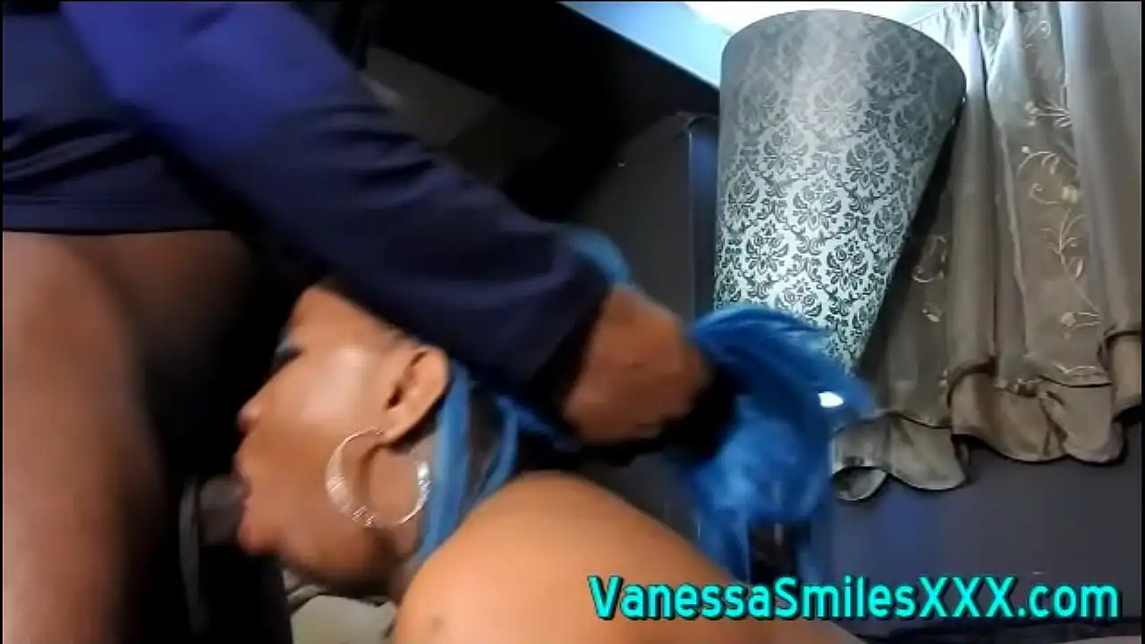 Vanessa Smiles Thick Thot Chupando Dick e Doggystyle