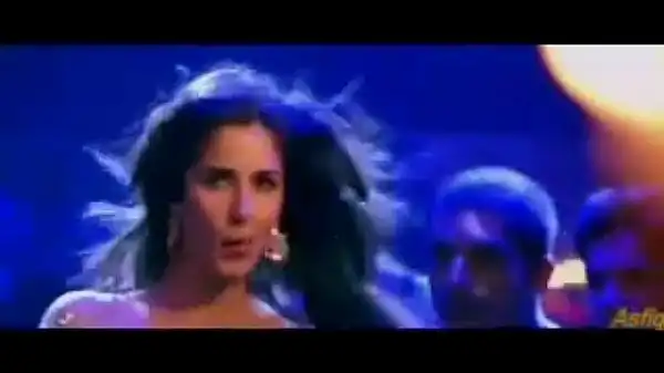 YouTube - Sheila Ki Jawani ~~ Tees Maar Khan (canção de vídeo completa) ... item de 2010..HD Canção sexy quente Katrina